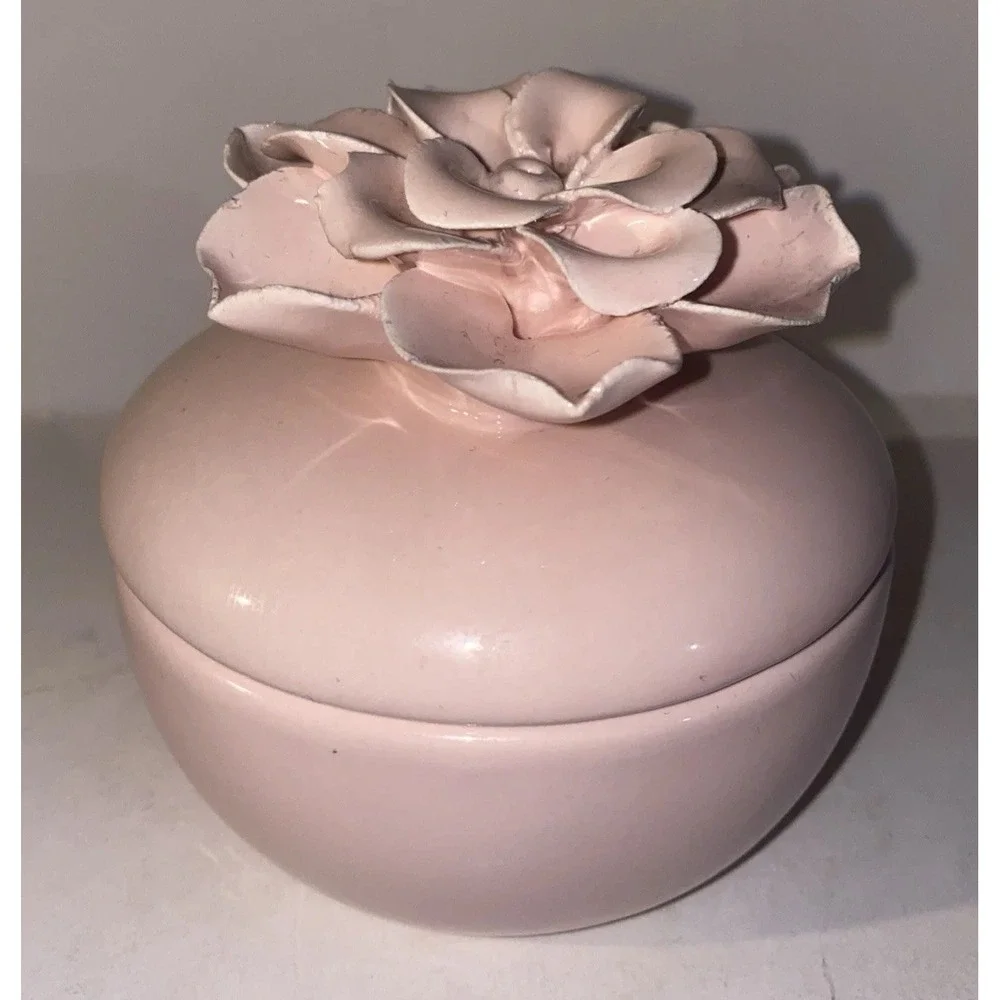 Trinket Jewelry Dish With Textured Flower Lid